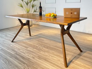 Bàn ăn Lifumi 1.6M walnut