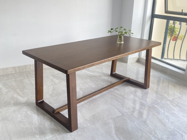 Bàn ăn 207 1.8M walnut